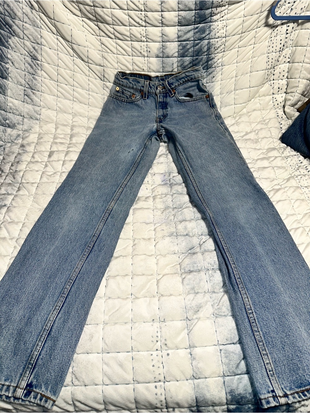 Levi's Women's Straight Leg Jeans in Light Blue Denim